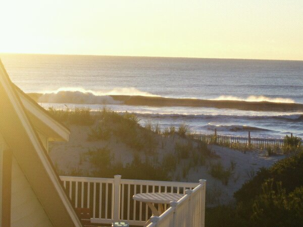 The Beauty of Uncrowded Surf