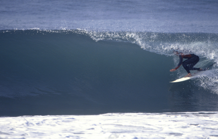 front vs back footed surfing